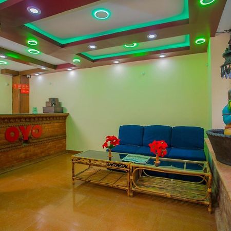 Oyo Hotel Antique Kutty Катманду Екстер'єр фото