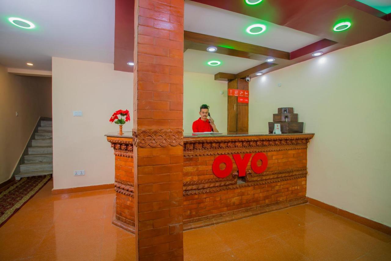 Oyo Hotel Antique Kutty Катманду Екстер'єр фото