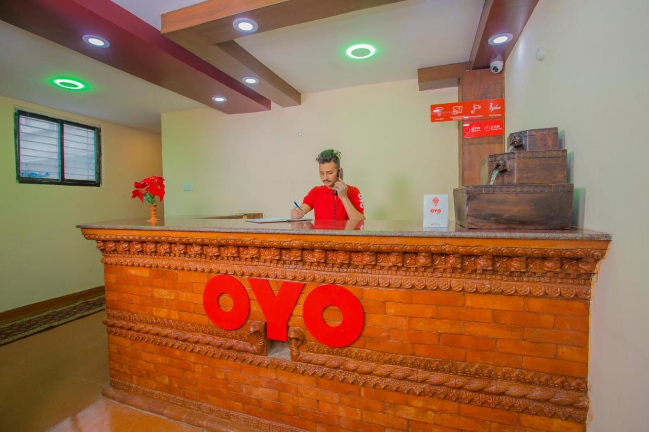 Oyo Hotel Antique Kutty Катманду Екстер'єр фото